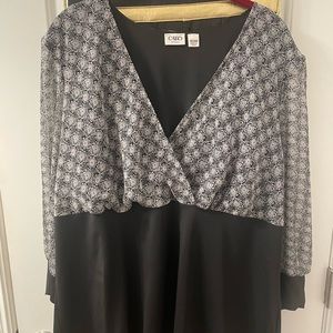 Cato Plus Size 18/20 Black and White Top